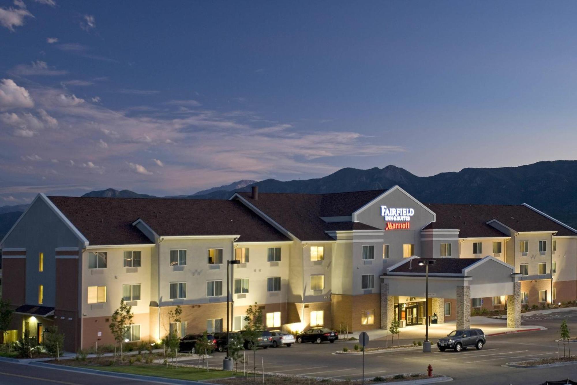 Fairfield Inn And Suites By Marriott Colorado Springs North Air Force Academy Gleneagle Extérieur photo