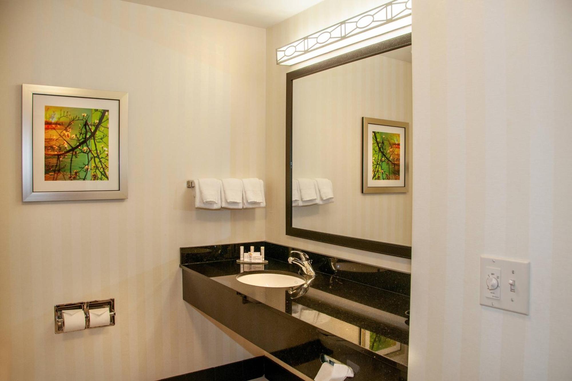 Fairfield Inn And Suites By Marriott Colorado Springs North Air Force Academy Gleneagle Extérieur photo